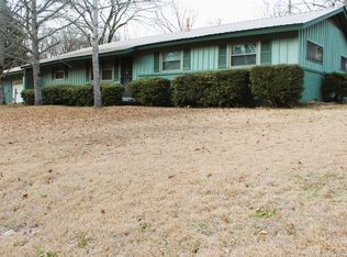 124 Valley Dr, Helena, AR 72342