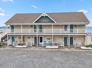 6206 Marsh Island Dr, Chincoteague, VA 23336