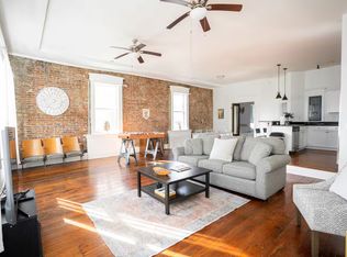 20 S Front St #A, Wilmington, NC 28401