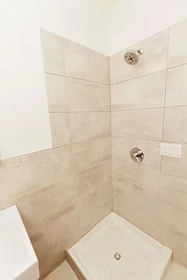 Rented by Nooklyn NYC LLC | media 18