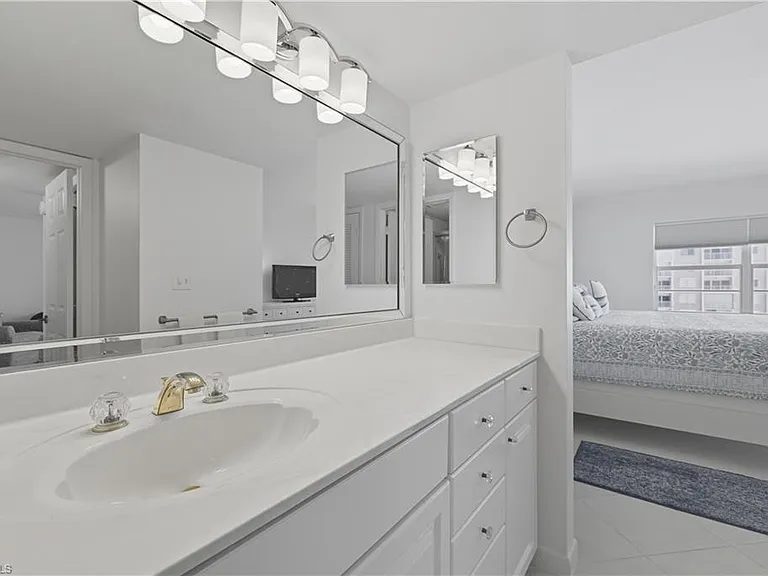 3443 Gulf Shore Blvd N #503 — Photo 15