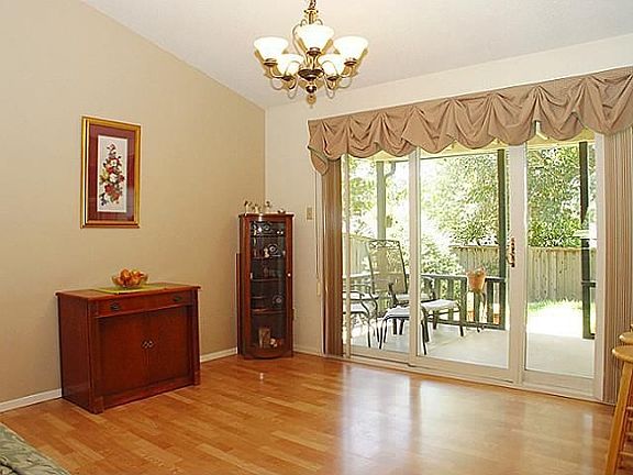 5th image of 506 Mack Dr