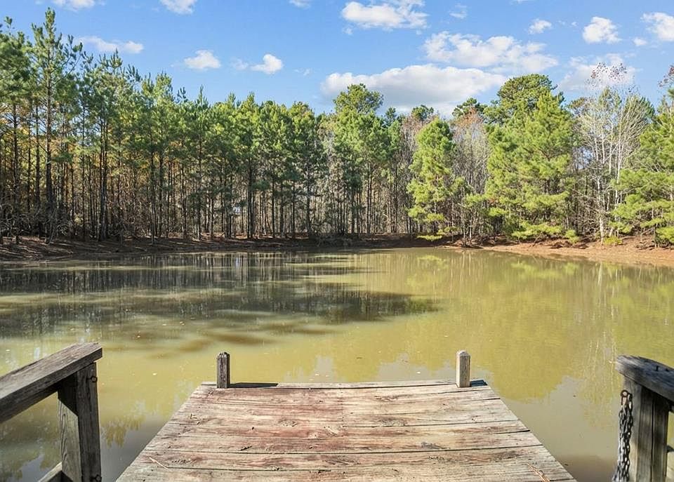 1st image of 1642 Walker Rd