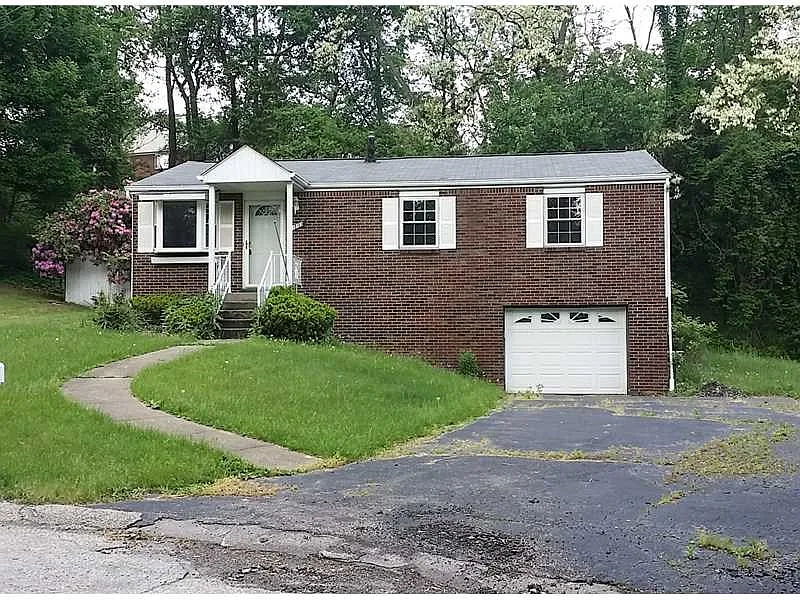 113 Deerwood Dr photo 1