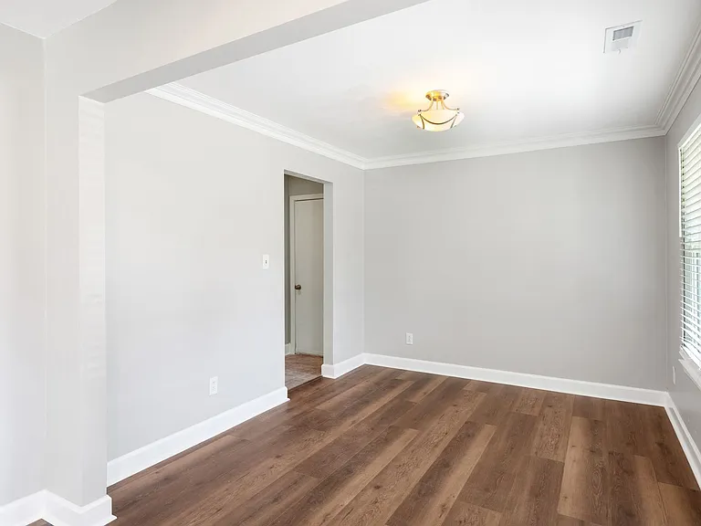 116 Hillside Ave — Photo 4