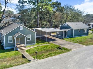 918 W Lang St, Alvin, TX 77511