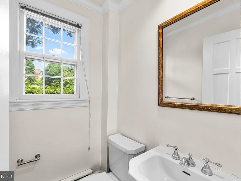 3341 Dent Pl NW — Photo 20