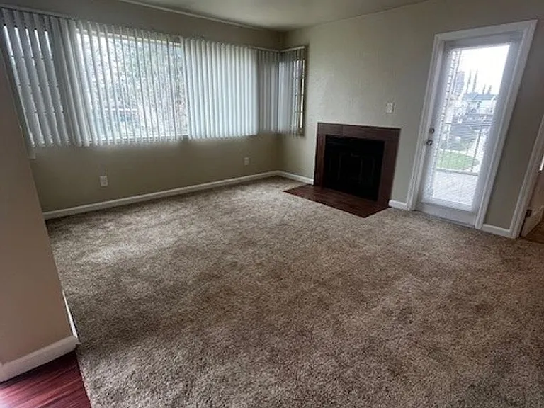 Carmel Woods Apartments — Photo 95