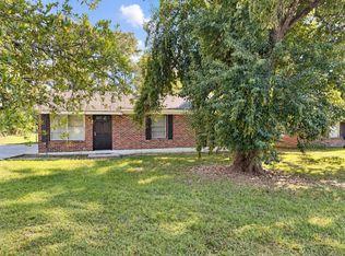811 Stillwater Dr, Valdosta, GA 31601