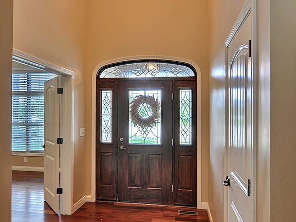 5th image of 3748 Dartmouth Pl