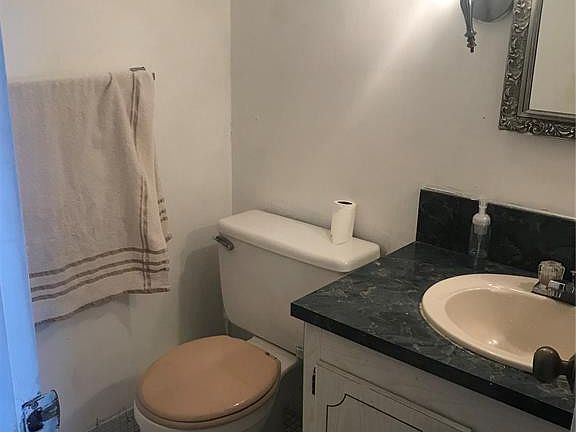 4th image of 2025 NE 164th Street #714