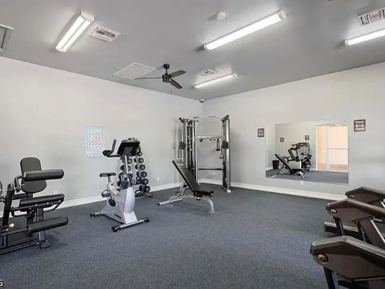 10353 Canal Brook Ln — Photo 26