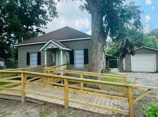 717 Grigsby Ave, Port Neches, TX 77651