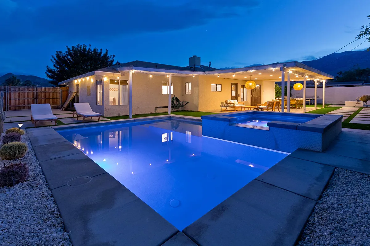Photo 1 of 60 - 4234 E Calle San Raphael - Palm Springs, CA Primary Photo - 4234 E Calle San Raphael