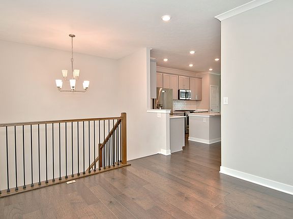 3rd image of 1545 Omar Dr