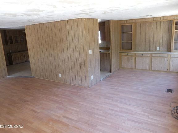 4th image of 15640 N Daisy Pl