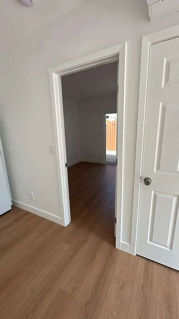 1 bed, 500 sqft, $2,450 — Photo 3