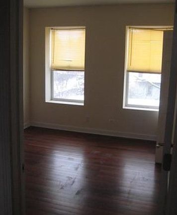 3rd image of 2321 N Oak Park Ave