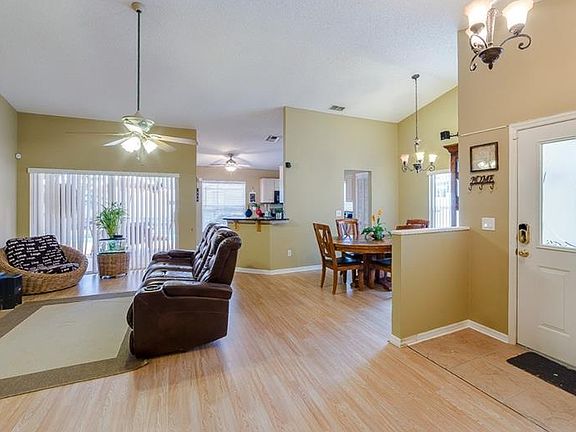 5th image of 7746 Water Oak Ct