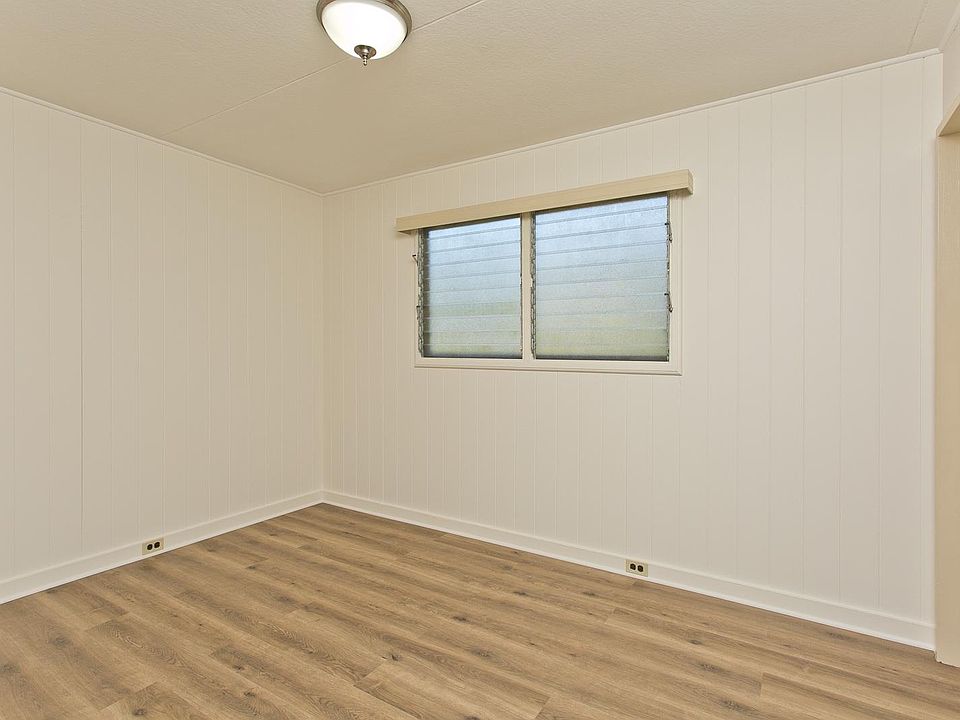 Bedroom 2 new vinyl tile