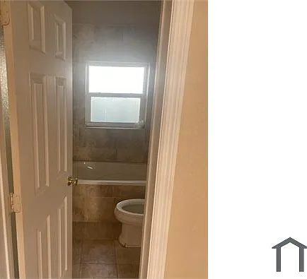 231 NW 4th St — Photo 6