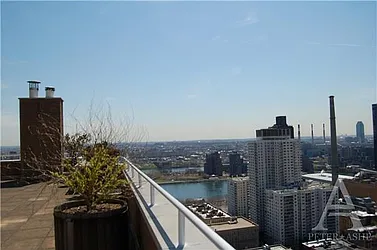 Rented by Peter Ashe