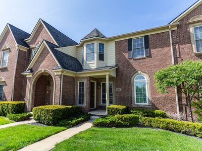45841 Graystone Ln, Canton, MI, 48187