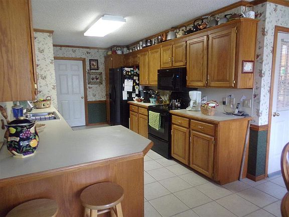 3rd image of 5604 Lexington Pl