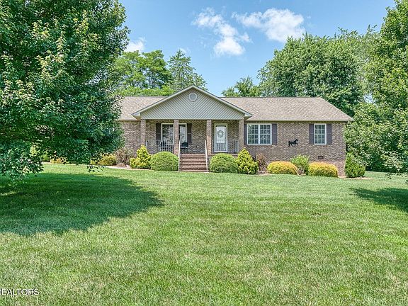 3rd image of 243 Ottoma Dr