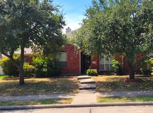 7310 Colfax Dr, Rowlett, TX 75089
