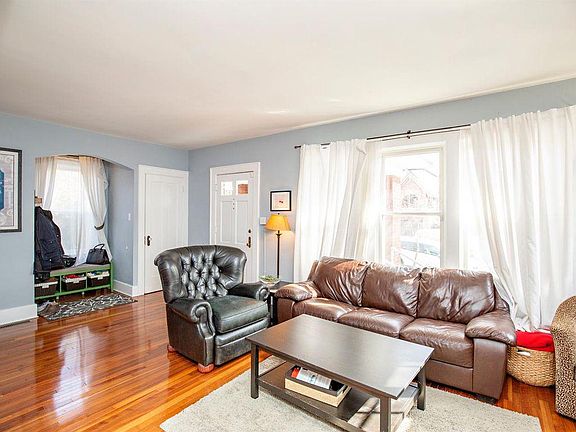 4th image of 5747 Doerger Ln