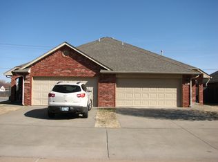 9713 SW 16th St, Oklahoma City, OK 73128
