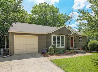 9133 Cherry St, Kansas City, MO 64131