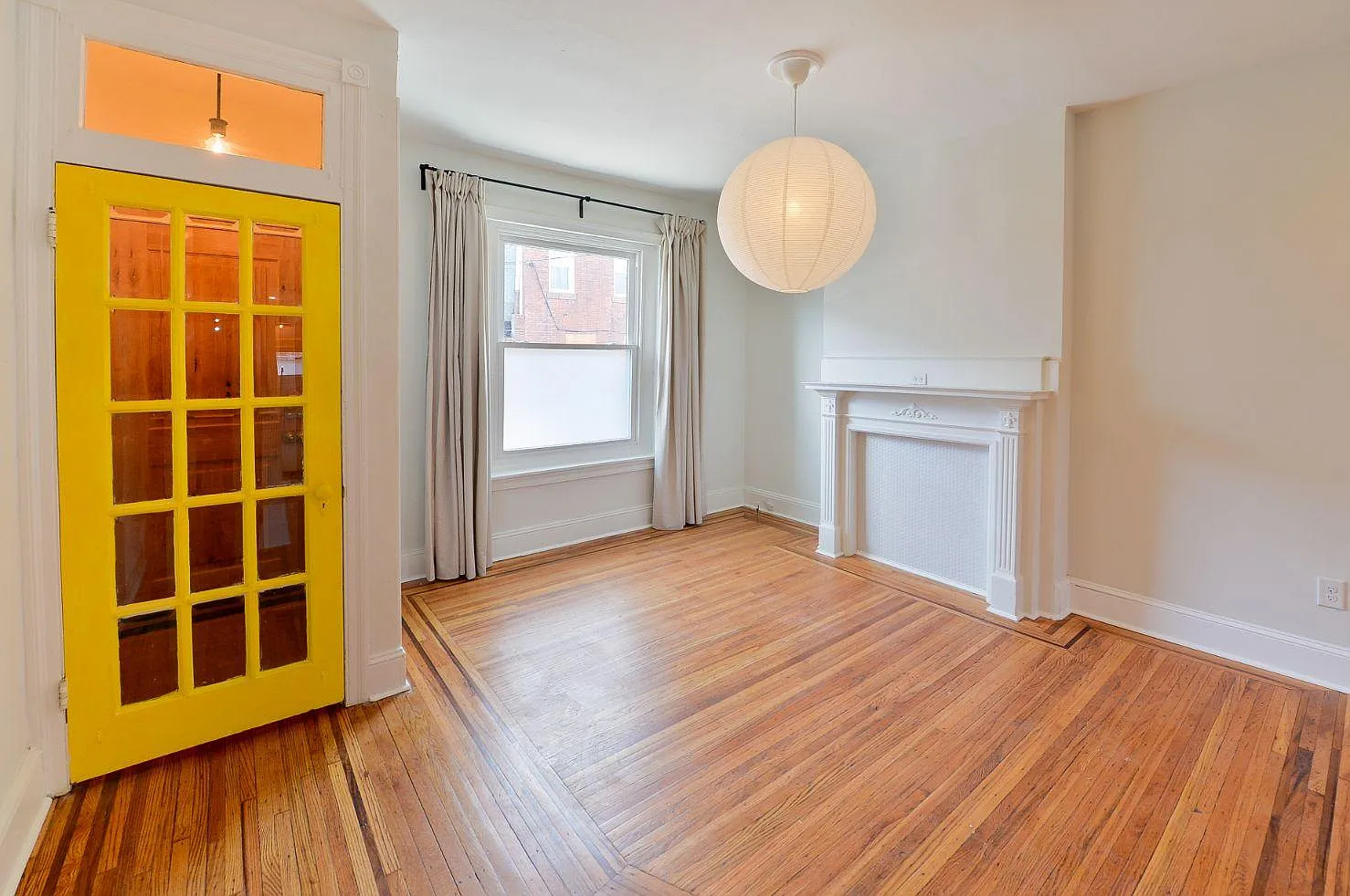 3 bed, 1100 sqft, $1,850 — Photo 3