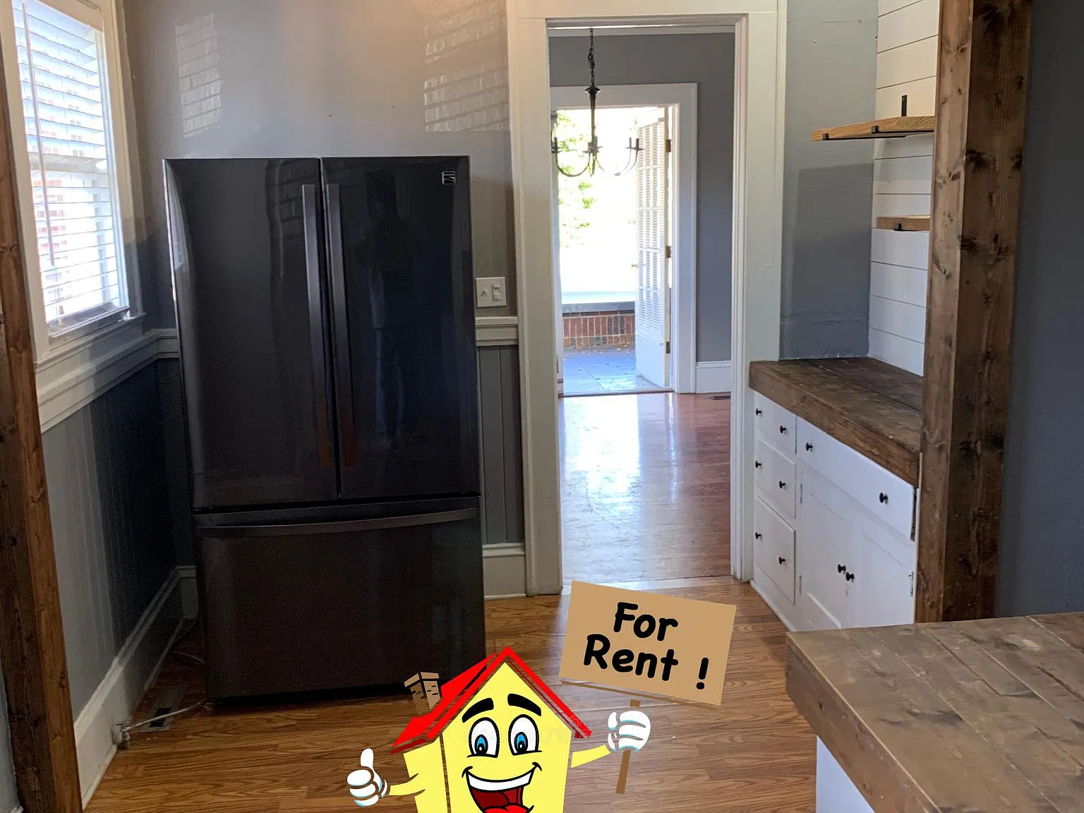 5737 Oak St — Photo 3