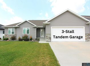 1730 W Big Sky Rd, Lincoln, NE 68521