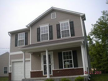 1st image of 3050 Ewingdale Dr