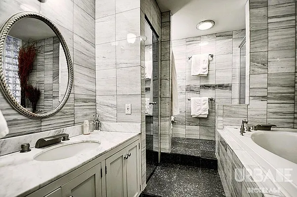 Rented by Urbane Brokerage | media 28