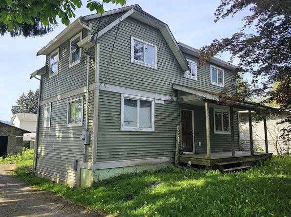 45352 Bernard Ave, Chilliwack, BC V2P 1H4