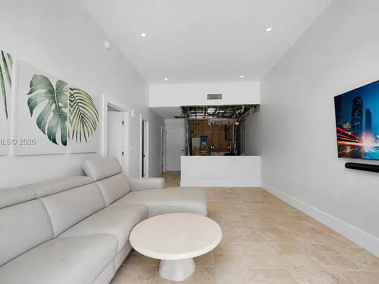 6917 Collins Ave #L-107 — Photo 10