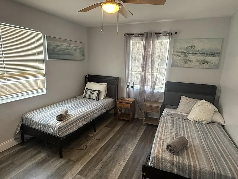 131 E 27th St #6 — Photo 8