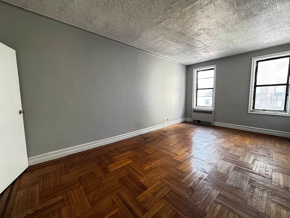 2nd image of 55 E 21st St APT 5D