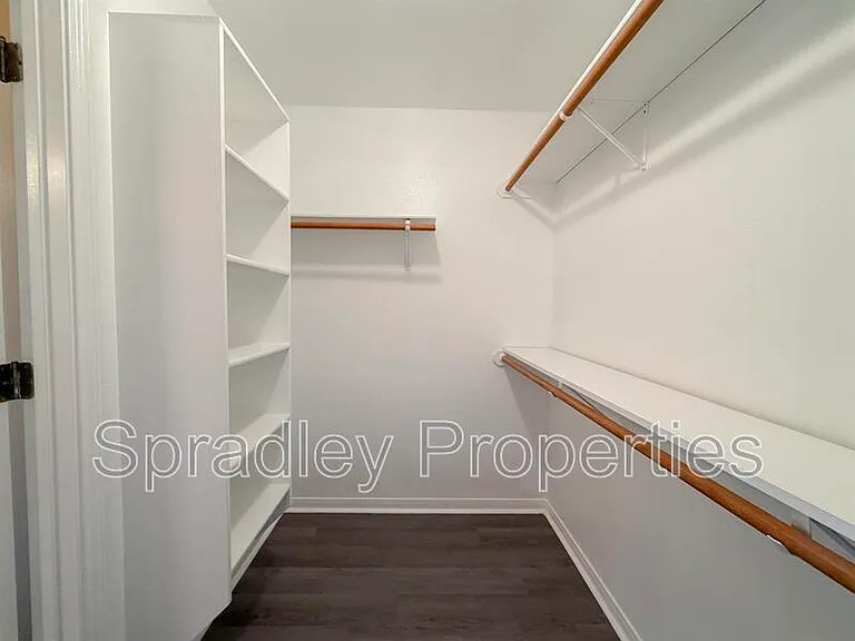 217 Meadowbrook Dr — Photo 22