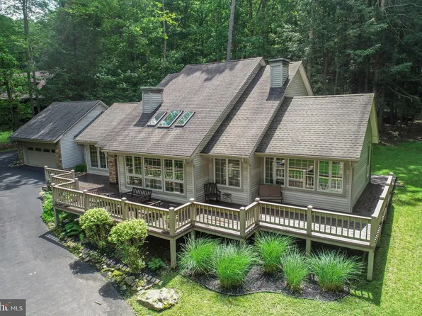 1006 Lake Shore Dr, Oakland, MD 21550