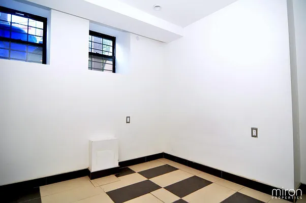 Rented by Miron Properties | media 20