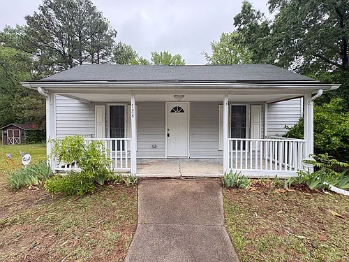 728 Davis St Photo 1
