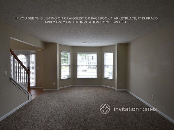 3rd image of 3632 Rosebud Park Dr