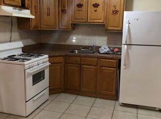 728 Soundview Ave, Bronx, NY 10473