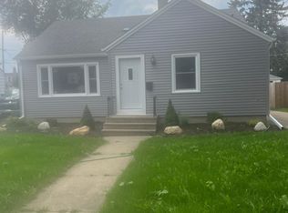 5716 38th Ave, Kenosha, WI 53144