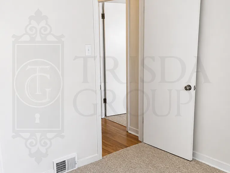 JAC426-428 — Photo 25